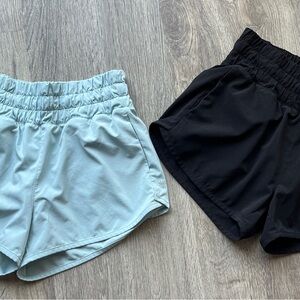 Athleta Girls 2.5 inch shorts size large (12)